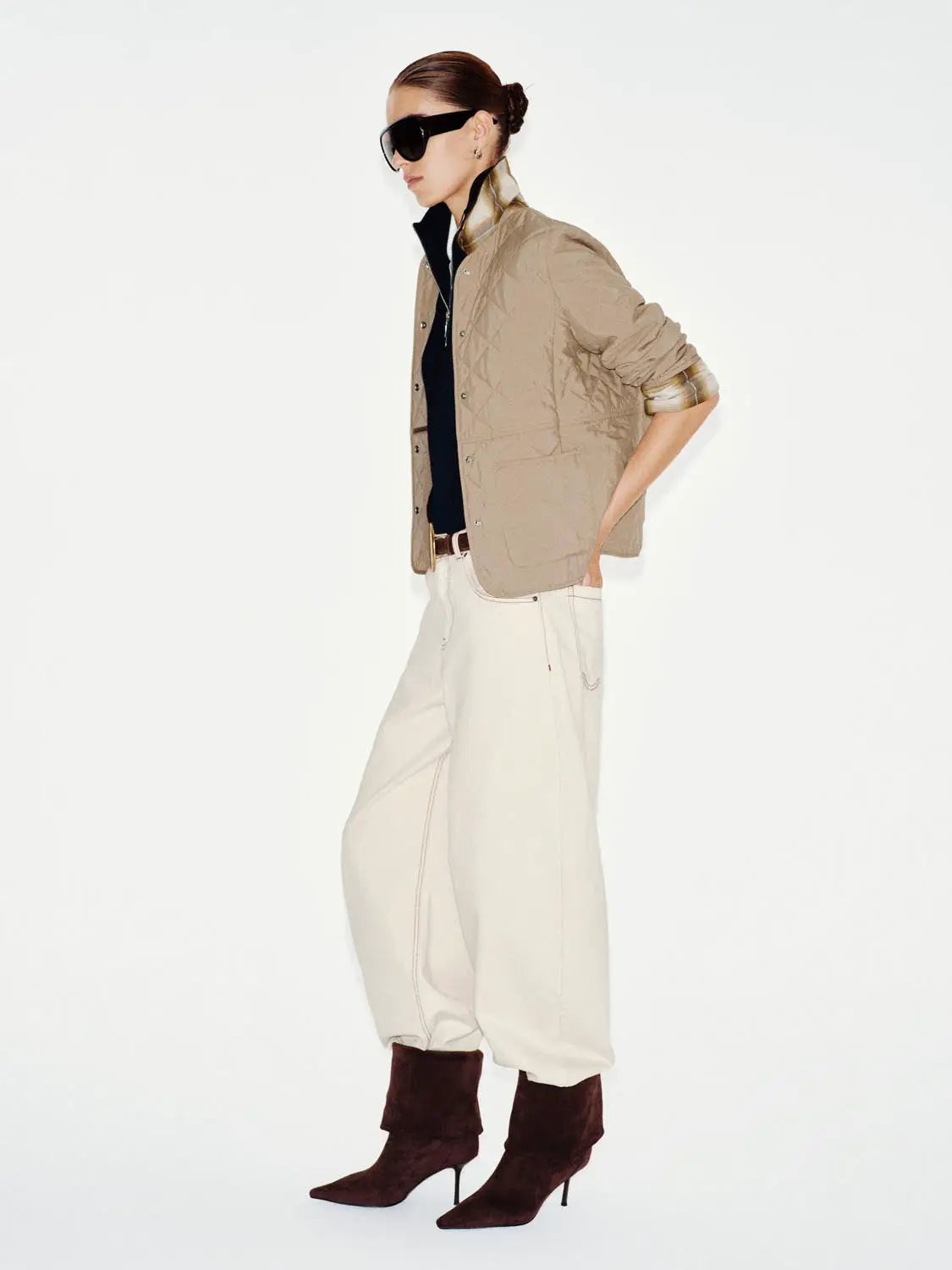 Padded Jacket by Urban Revivo Fashion in beige quilted fabric.