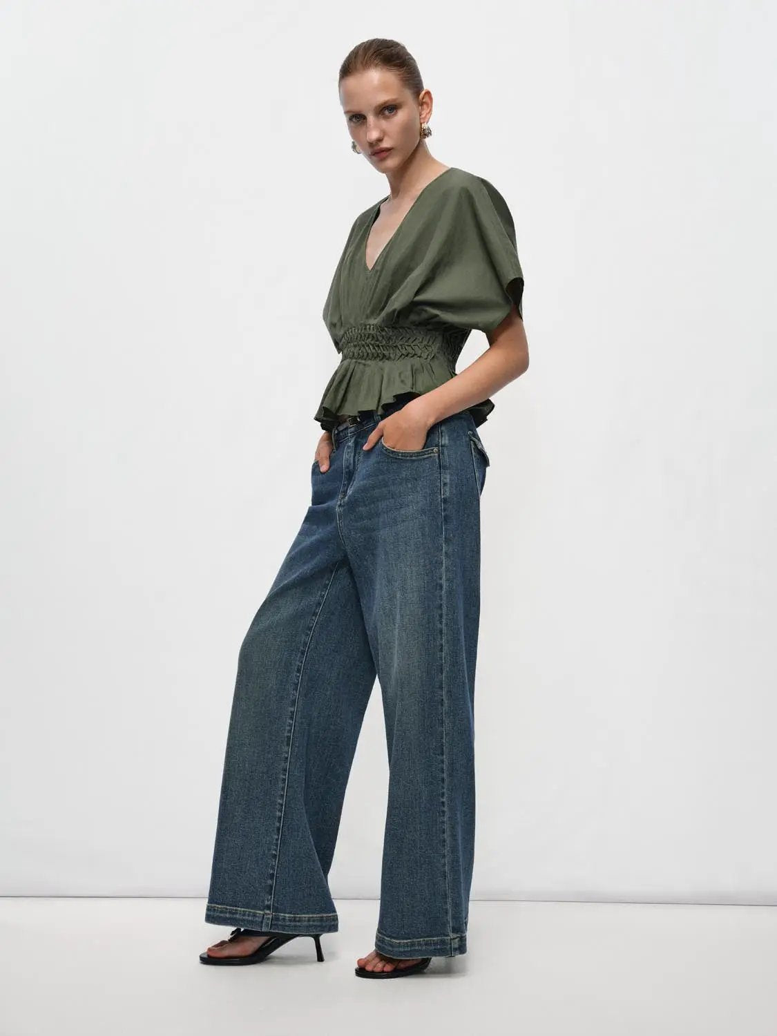 Women's V-neck puff-sleeve blouse with smocked waist in olive cotton-linen blend