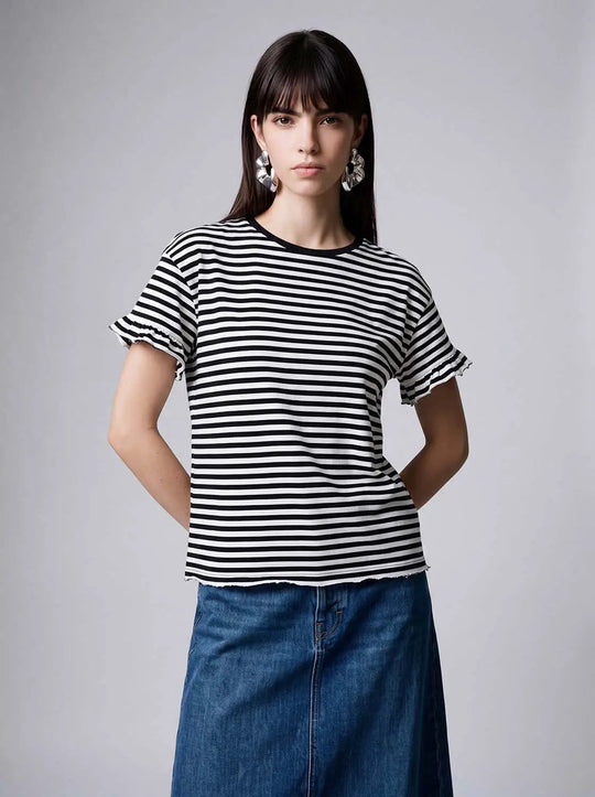 Kurzarm-T-Shirt mit Rundhalsausschnitt, Streifenmuster und offenem Saum