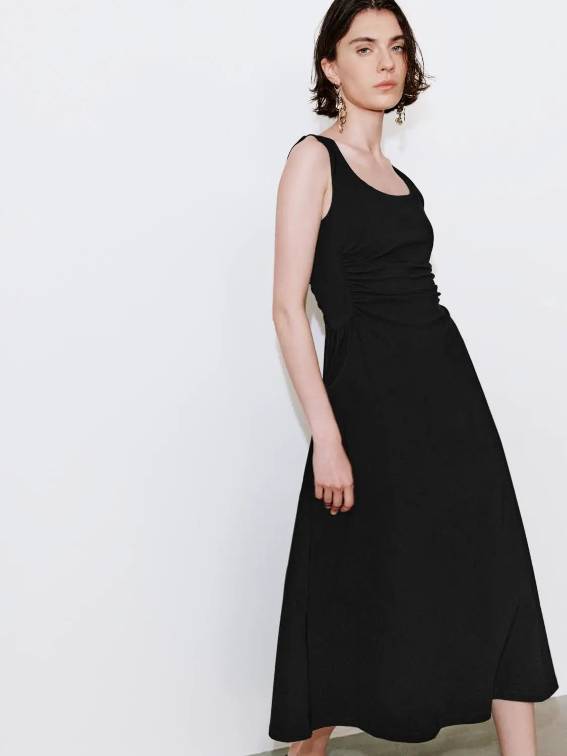 U-Neck Ruched Waist A-Line Midi Dresses by Urban Revivo Fashion