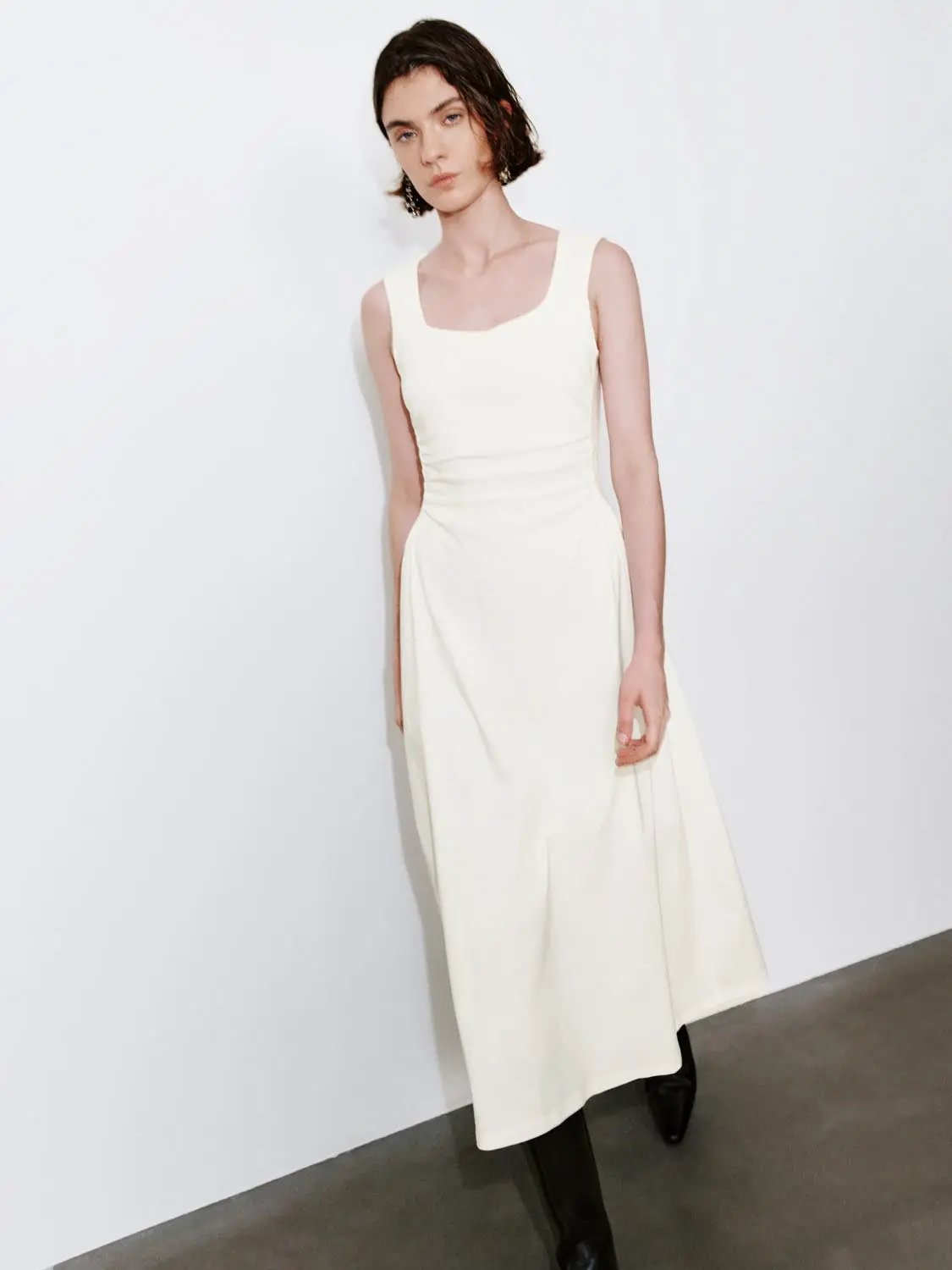 U-Neck Ruched Waist A-Line Midi Dresses by Urban Revivo Fashion
