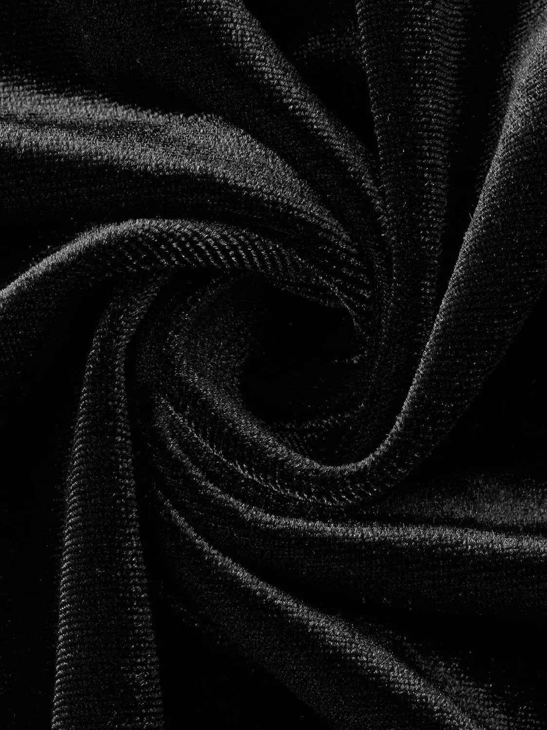 Ruched straight square-neck sleeveless midi dress in black velvet fabric close-up