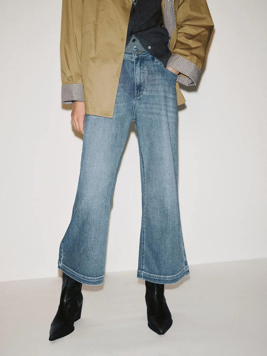 Jean large en mélange de coton, taille mi-haute et délavage clair
