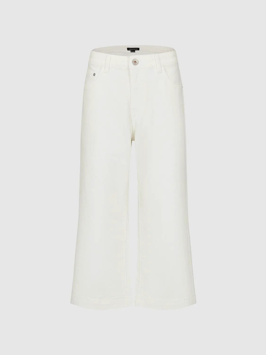 Casual jeans by Urban Revivo in white with a wide-leg silhouette and front pockets