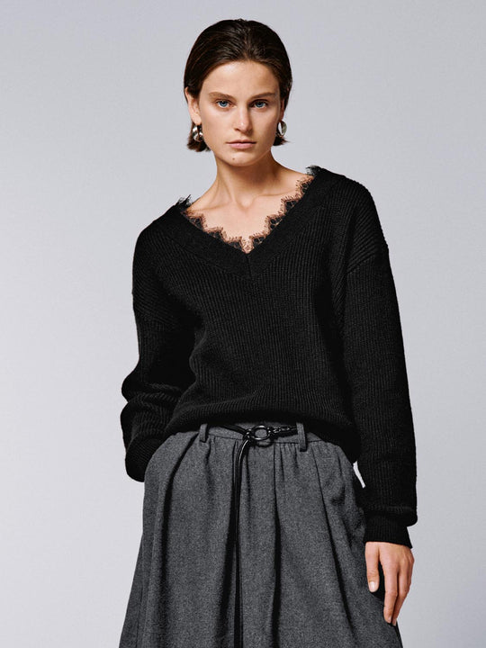 Lace Trim V-Neck Long Sleeve Knitted T-Shirts