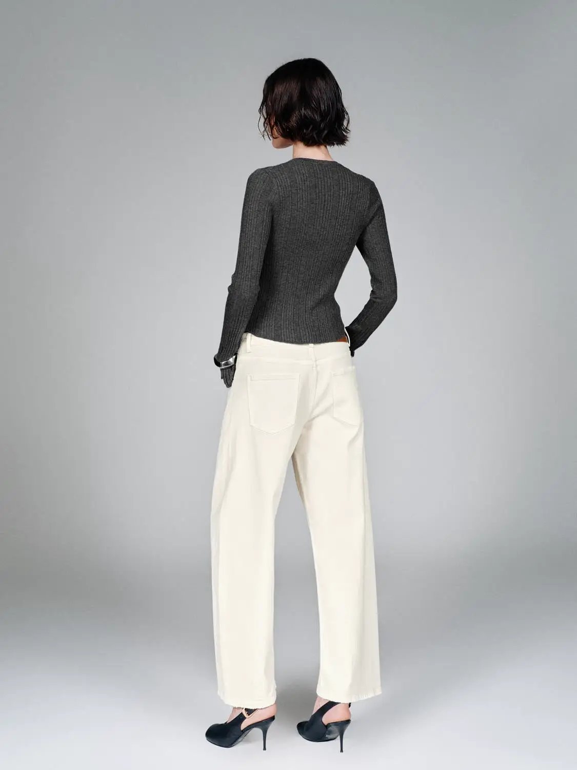 Crew Neck Slim Fit Knitted Cardigans by Urban Revivo Fashion