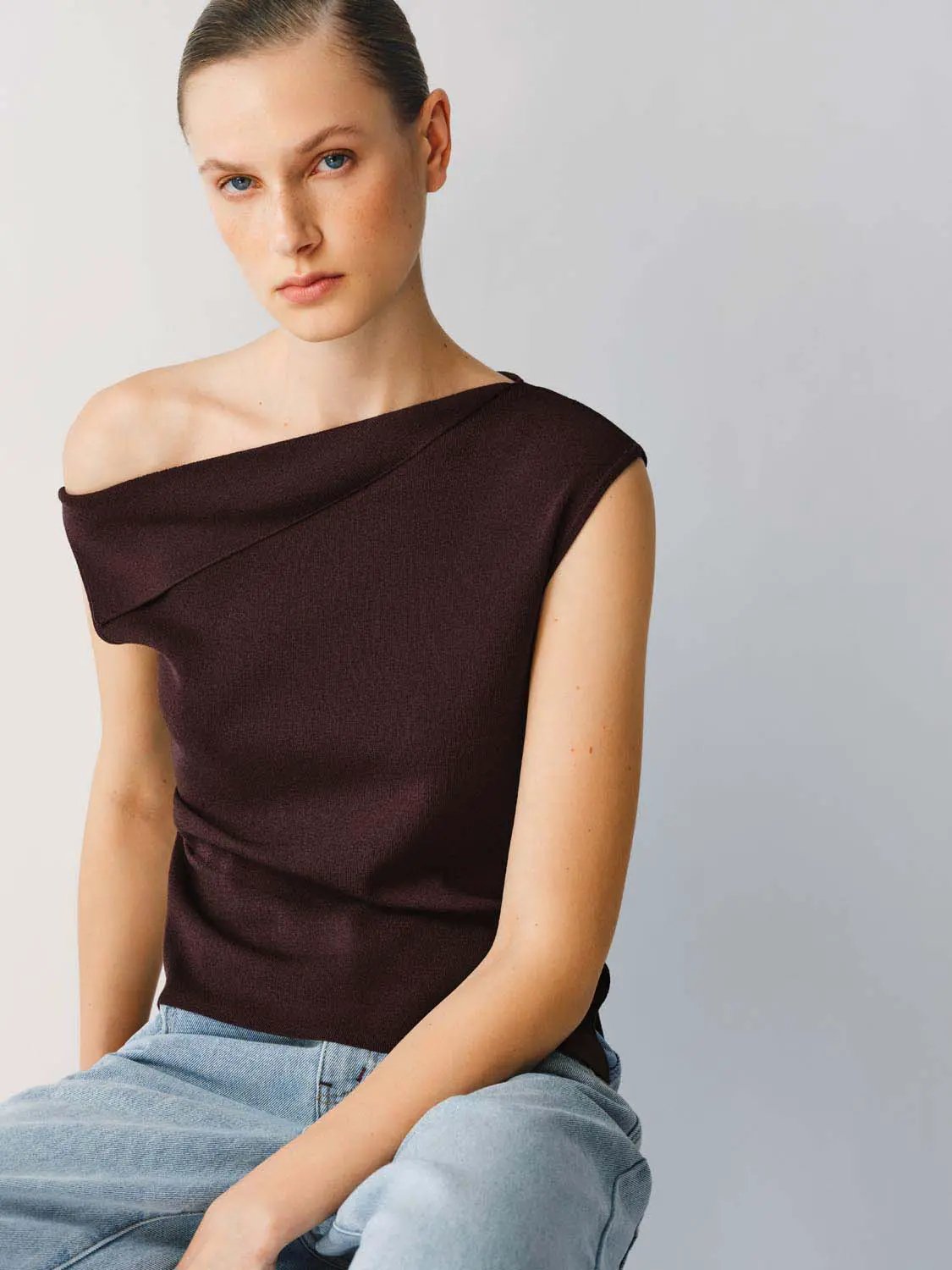 Medium Stretch T-Shirt, burgundy knitted off-shoulder top by Urban Revivo Fashion