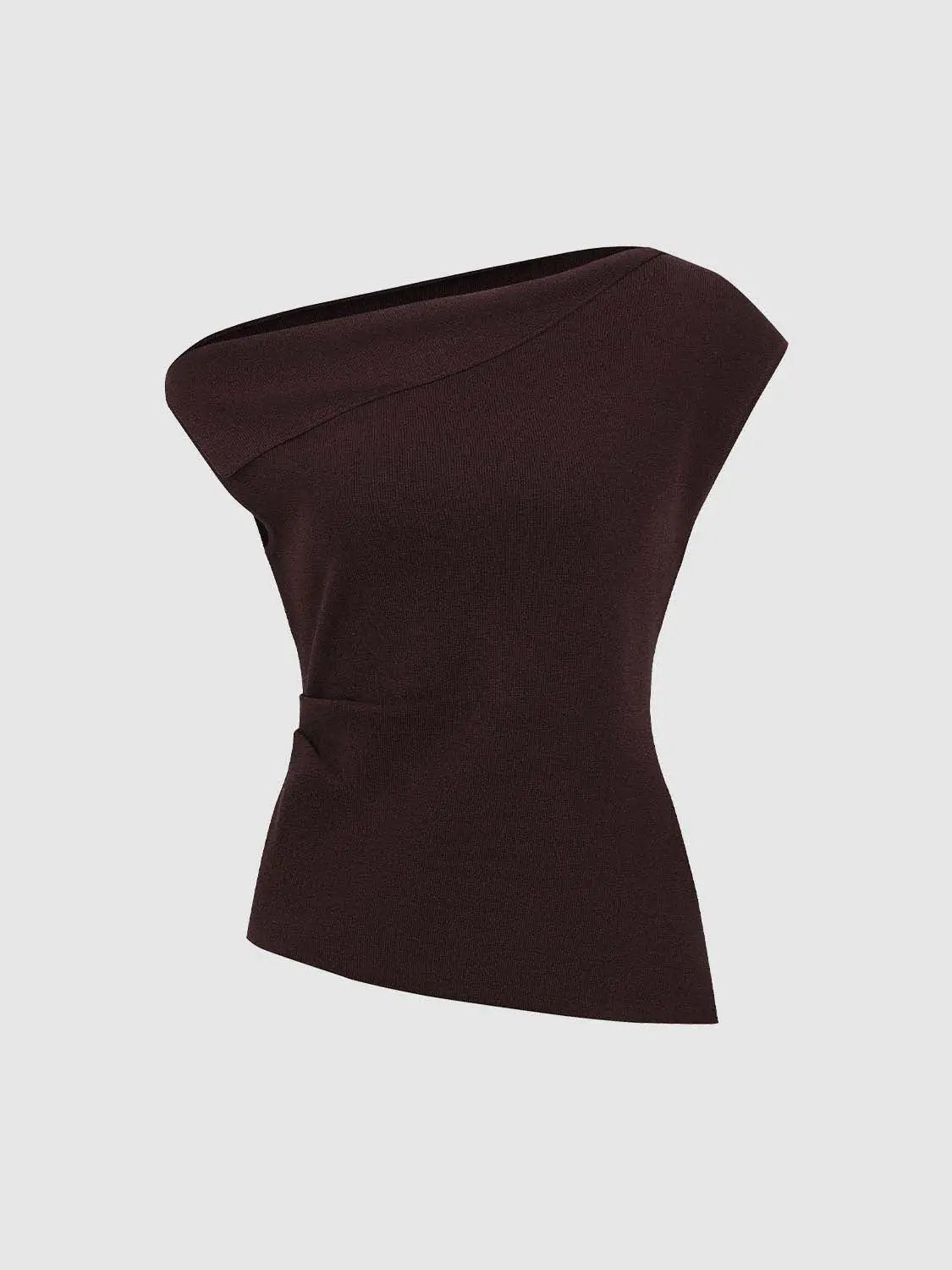 Medium stretch knitted T-shirt in dark burgundy with an asymmetric one-shoulder neckline, Urban Revivo Fashion.