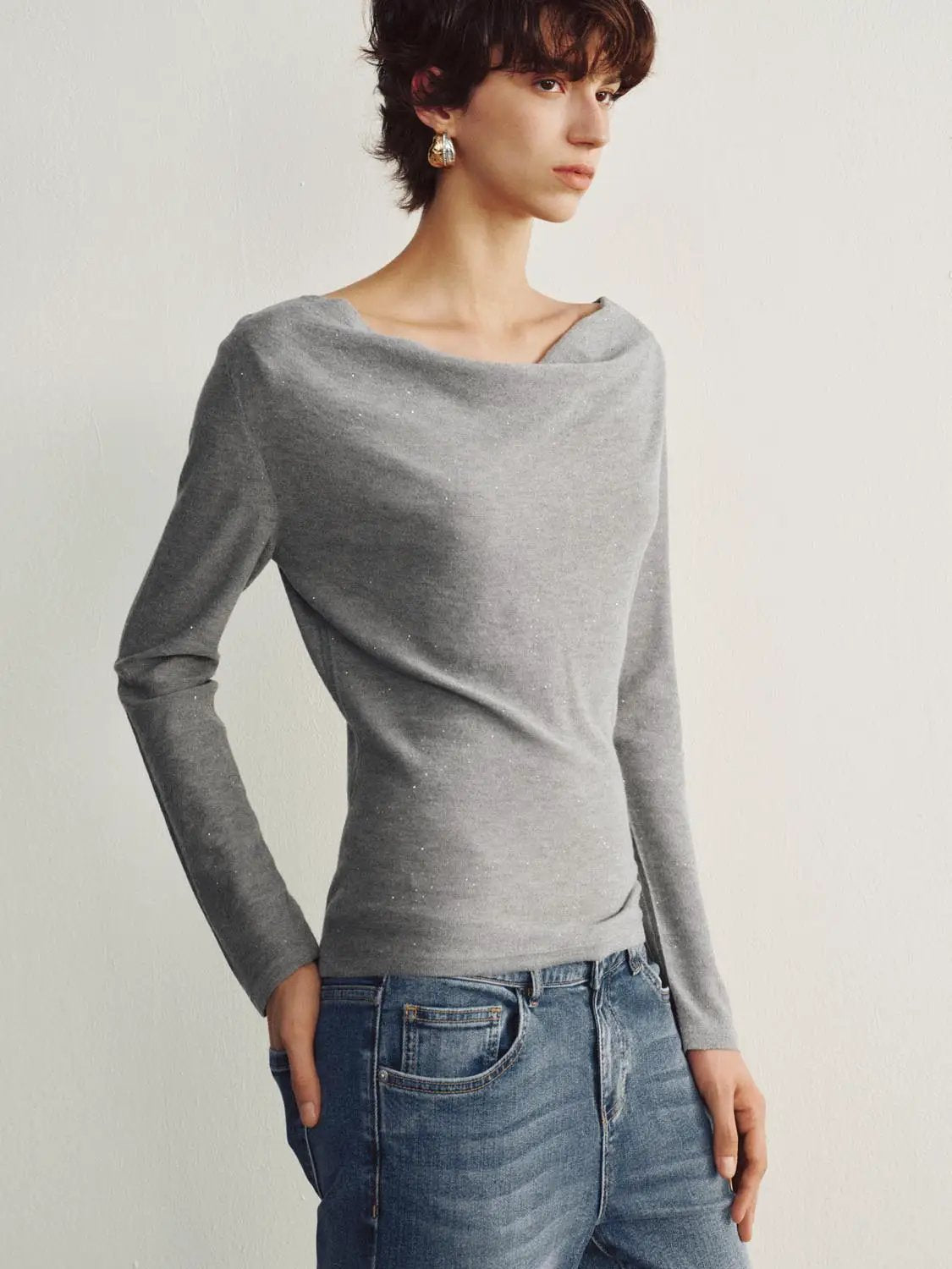 Knit T-Shirt in light gray knitted fabric by Urban Revivo Fashion.