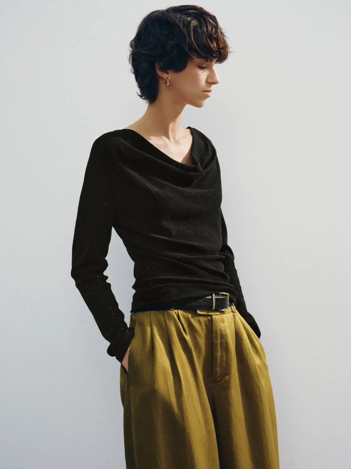 Knit T-Shirt by Urban Revivo Fashion; black knitted top.