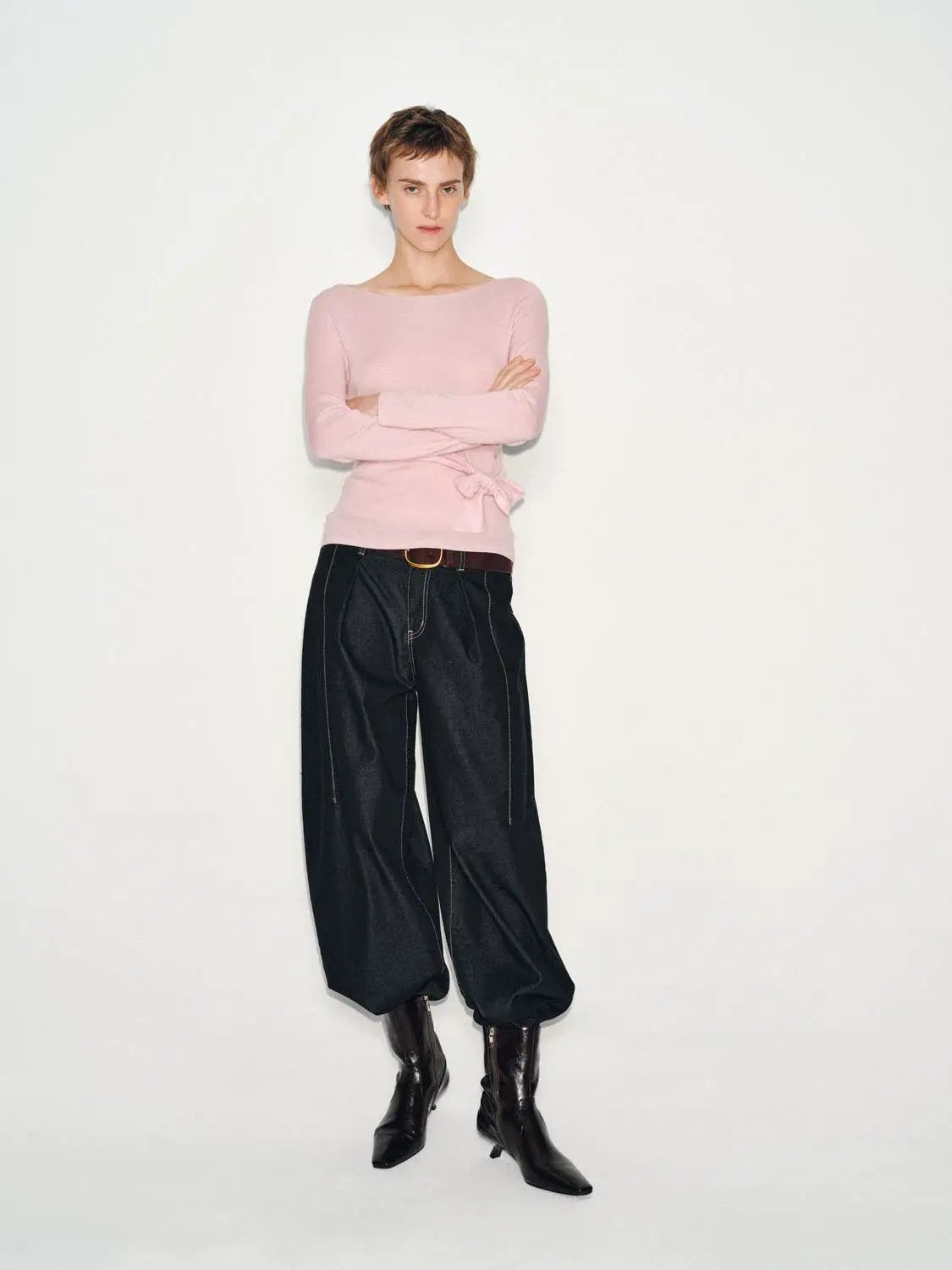Ribbed long-sleeve boat-neck tie-waist knit top in pink