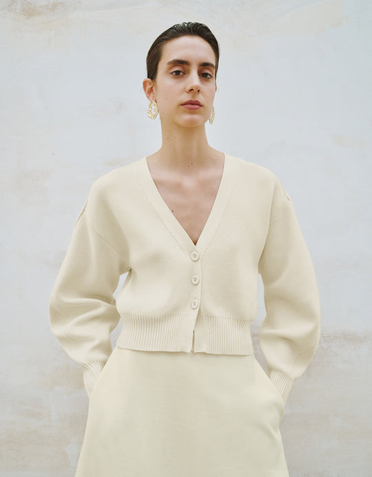 Cárdigan de punto con escote en V y mangas con hombros caídos