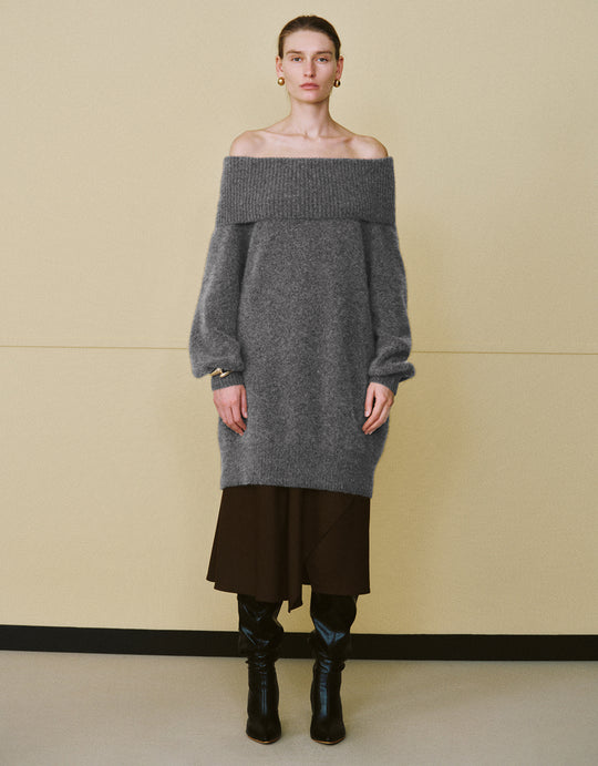 Camiseta de punto con hombros descubiertos y mangas caídas