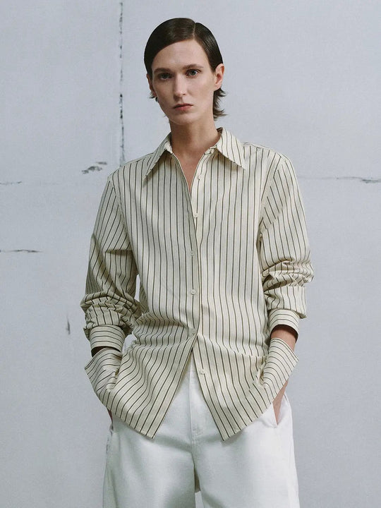 Camisas holgadas a rayas con contraste