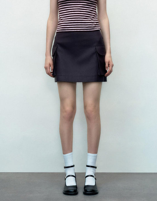 Mini-jupe trapèze en cuir vegan