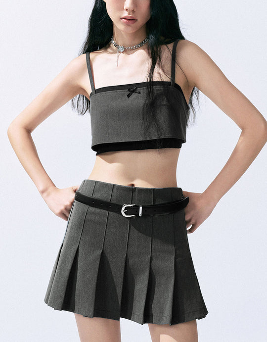 Top corto con canotta