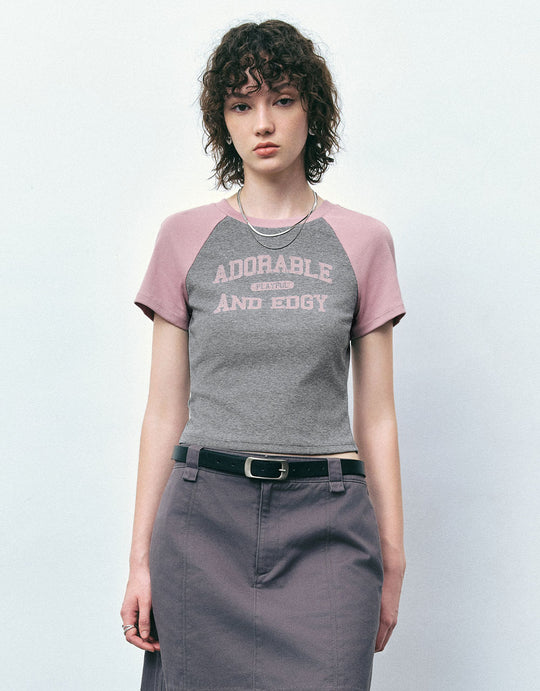 T-Shirt mit Rundhalsausschnitt und Buchstaben-Print