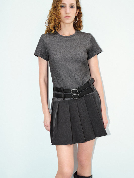 Gerade Kleider mit Gürteldekor