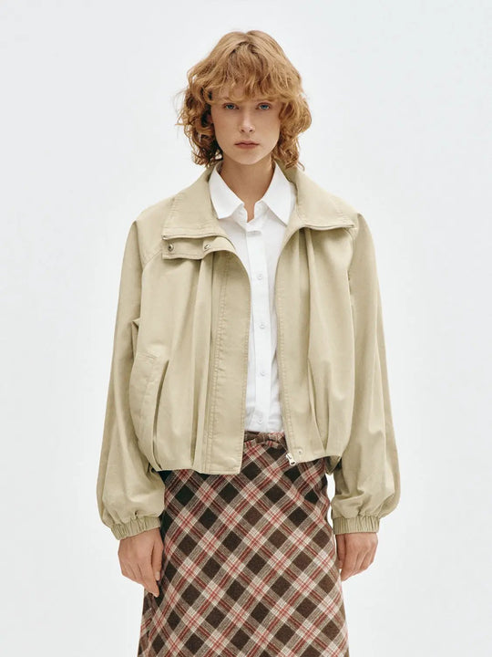 Oversized-Jacke aus Baumwolle mit gerafftem Stehkragen und langen Ärmeln