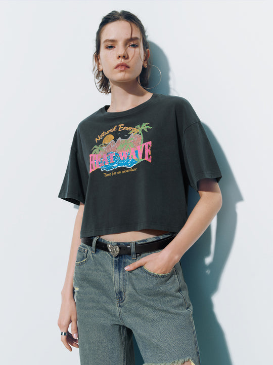 Camiseta holgada con cuello redondo y estampado