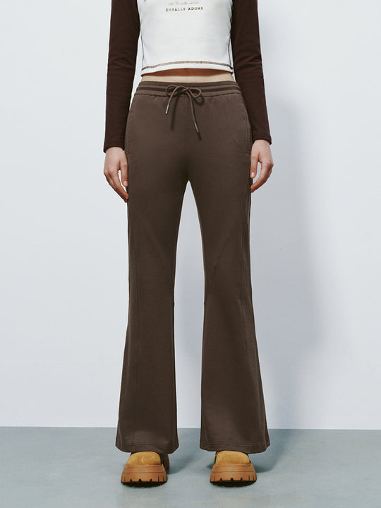 Pantalones acampanados con cordón