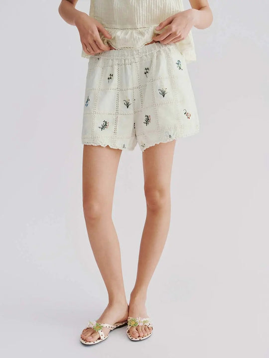 Shorts à carreaux avec détail crochet brodé