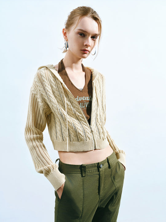 Cardigan tricoté à capuche avec fermeture éclair sur le devant