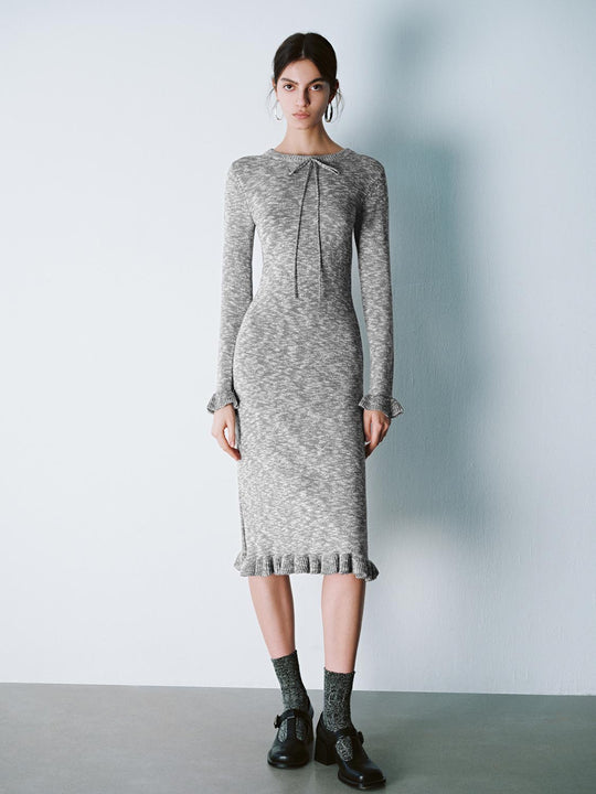 Robe en tricot à ourlet volanté mince