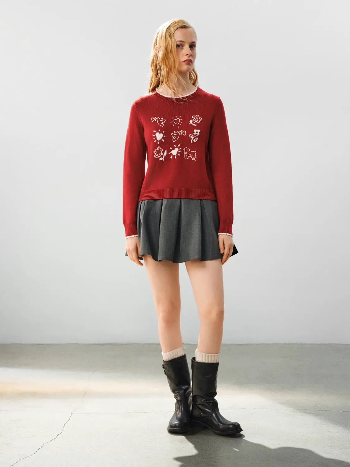 Knitwear T-shirt by Urban Revivo Fashion; red knitted top with white embroidery.