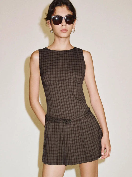 Checked Pleated A-Line Belted Crew Neck Sleeveless Dress