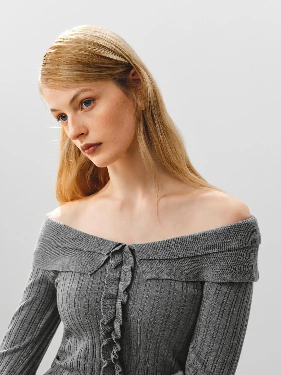 Knit T-Shirts in grey ribbed knit with off-shoulder neckline and tie-front detail.