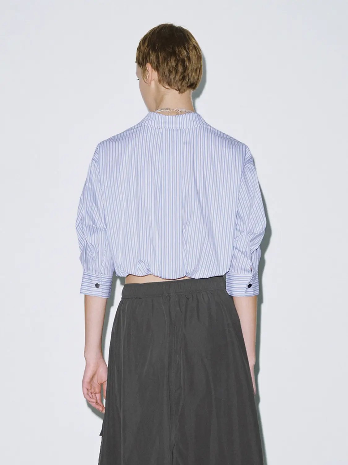 Overhead Cropped Shirts by Urban Revivo Fashion