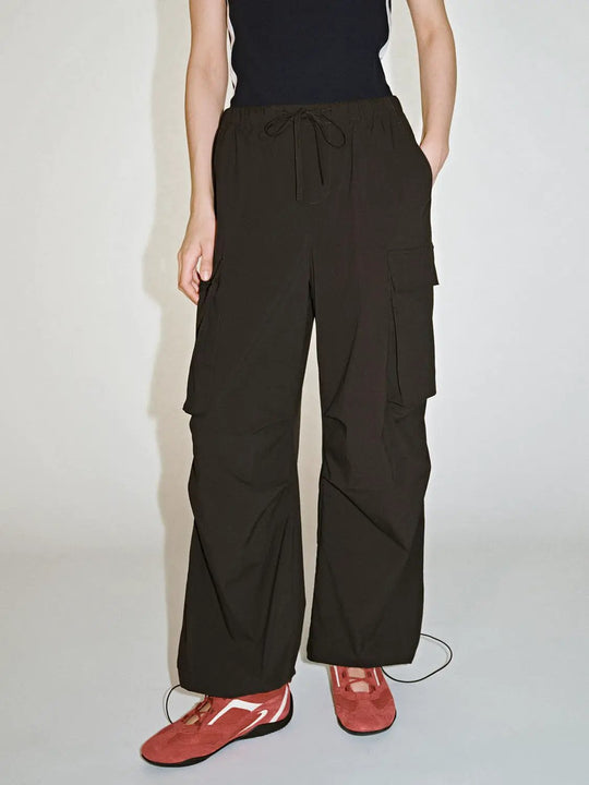 Cargo Pocket Wide-Leg Pants