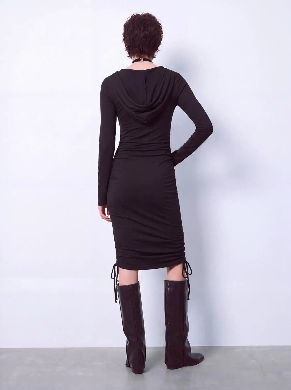 Hooded cowl-neck ruched drawstring slim-fit mini dress, black, Urban Revivo Fashion; back view