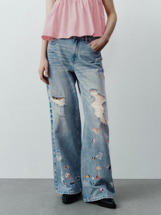 Jean en denim déchiré