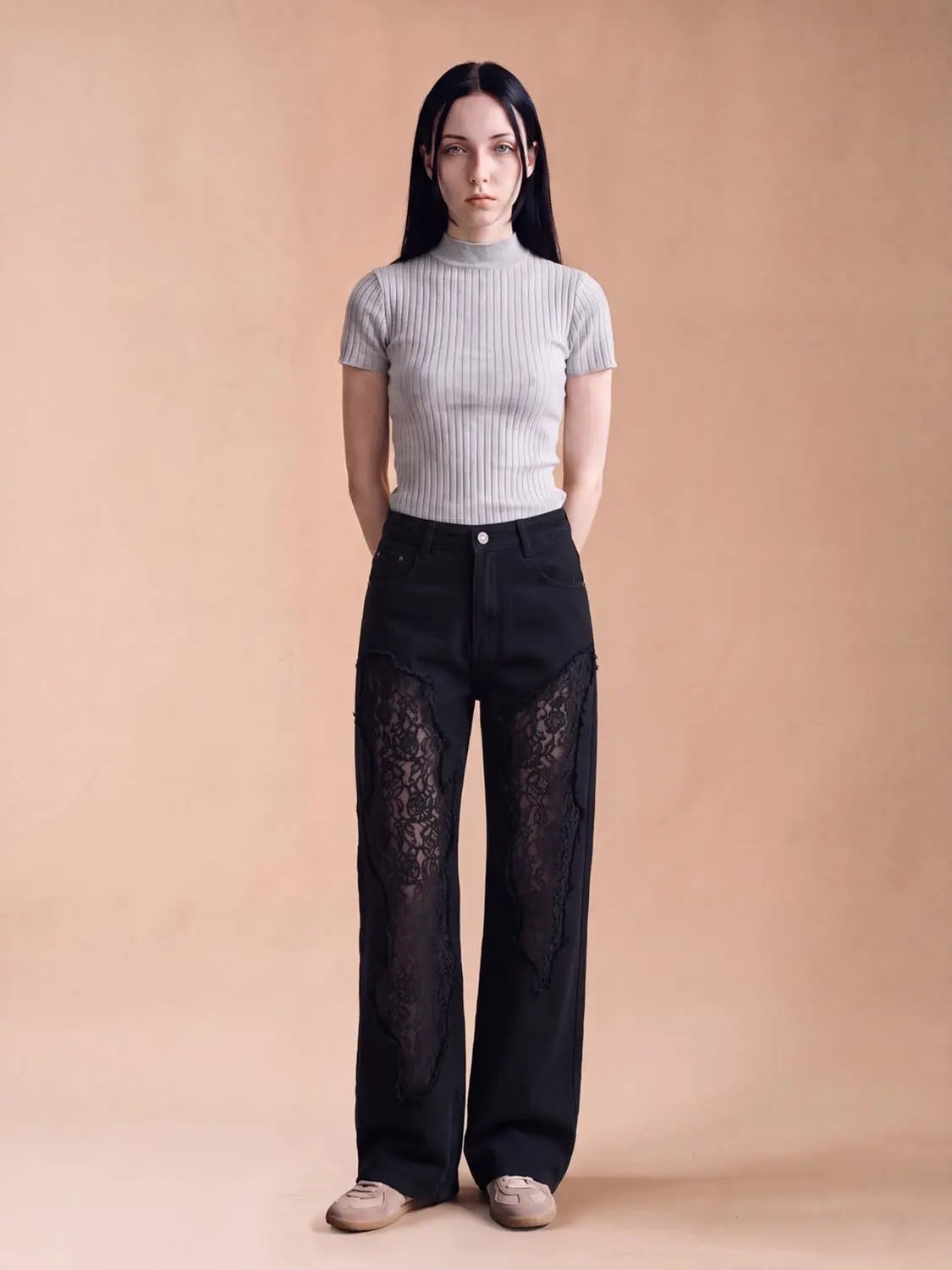 Urban Revivo Fashion high-rise wide-leg cotton jeans with black lace panel fronts