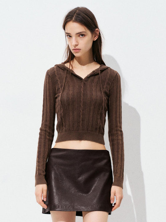 Magliette con cappuccio a bottoni lavorate a maglia