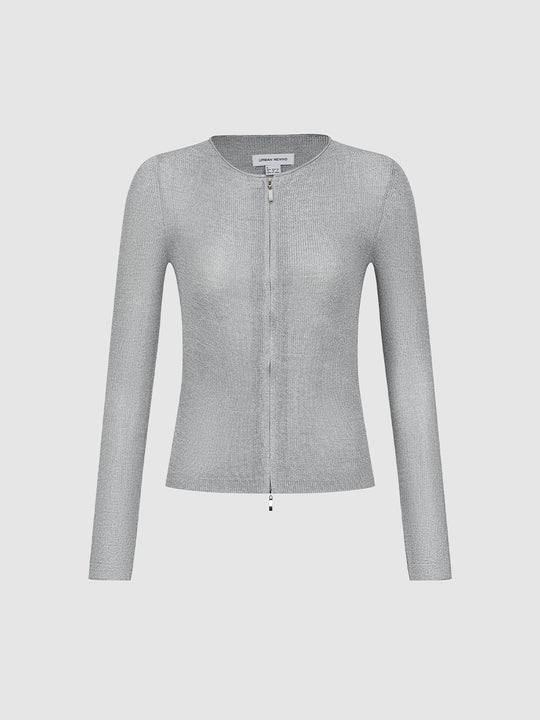 Sfreccia attraverso cardigan lavorati a maglia