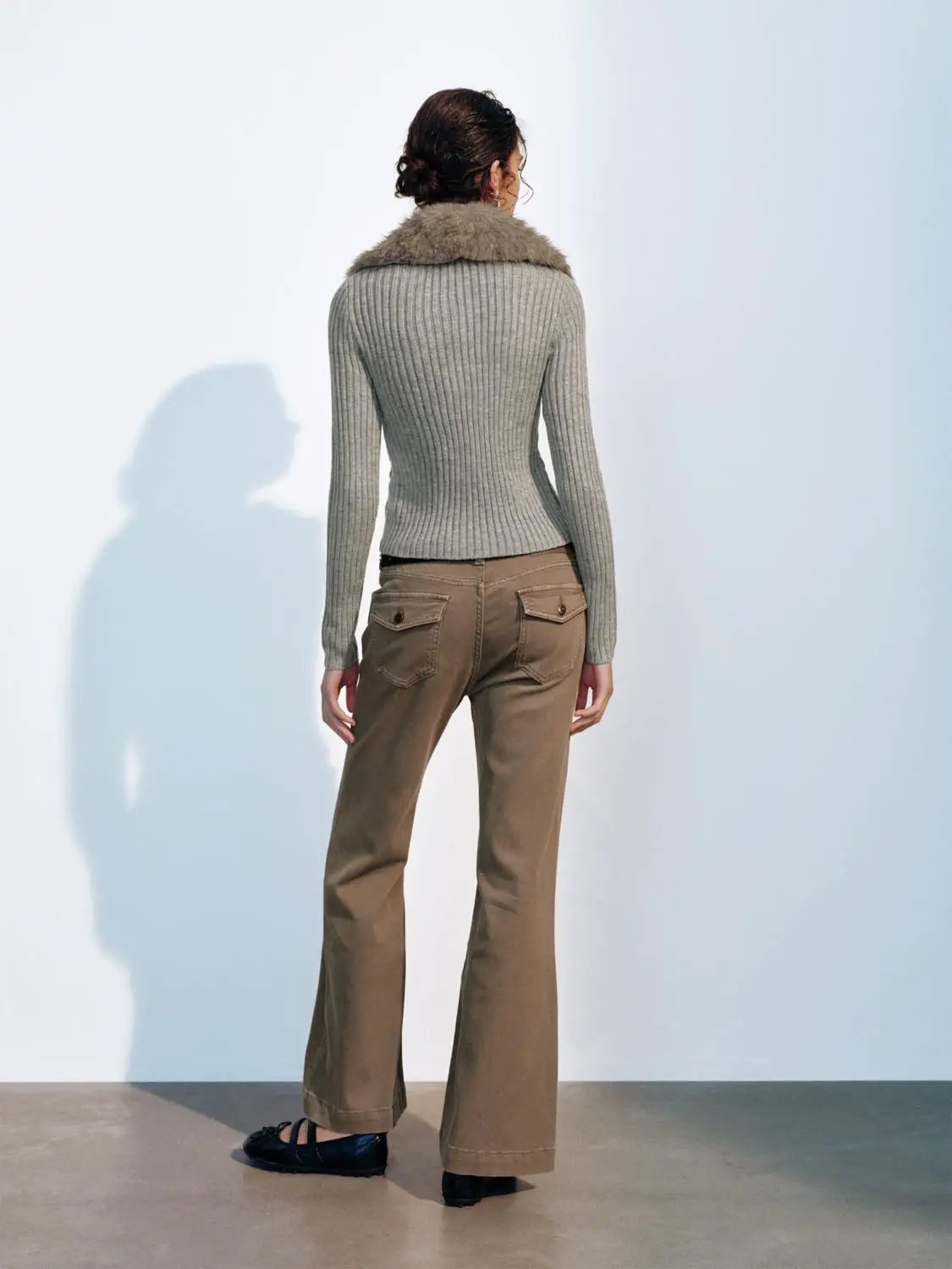 Knit Jacket by Urban Revivo Fashion, gray ribbed cardigan with faux fur collar.
