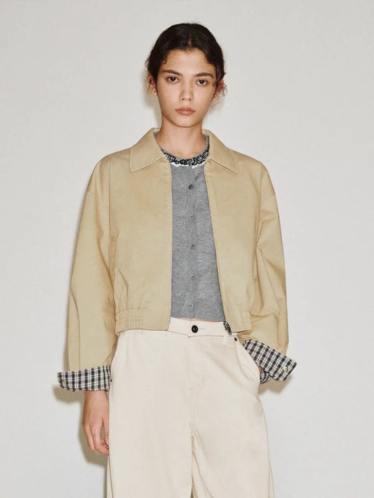 Veste courte à col chemise en coton à manches longues, à carreaux avec poignets contrastants