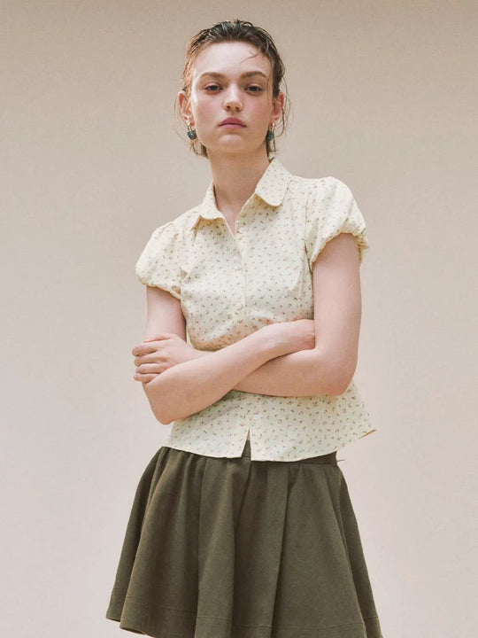 Lightweight Floral Puff Sleeve Button-down Blouse