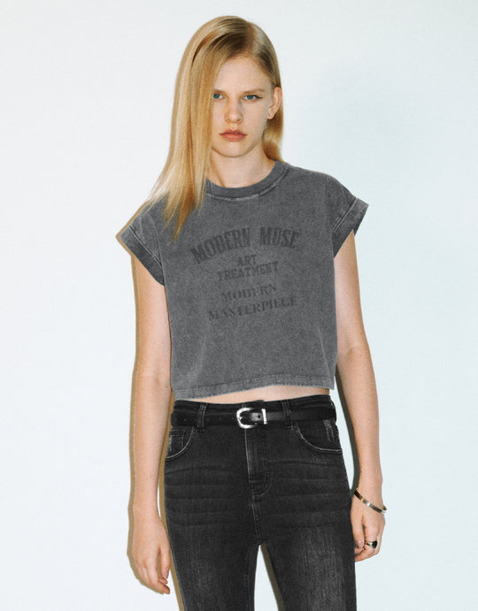 Ärmelloses T-Shirt mit Rundhalsausschnitt und Buchstaben-Print