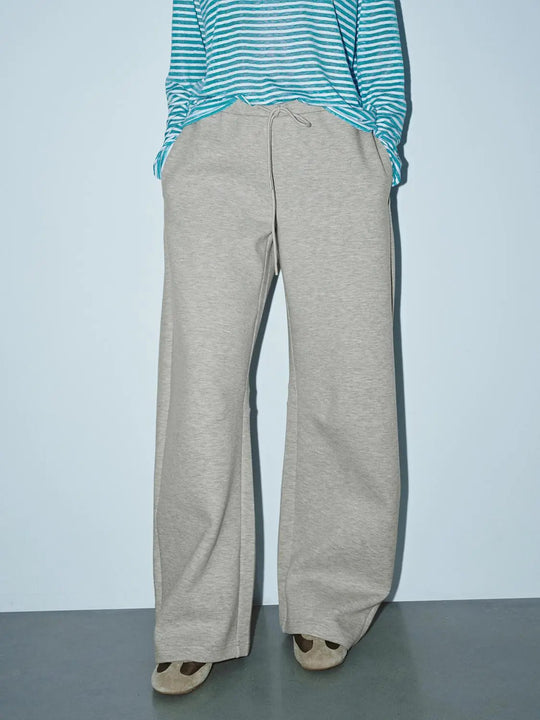Slight Stretch Fabric Curved-Leg Pants