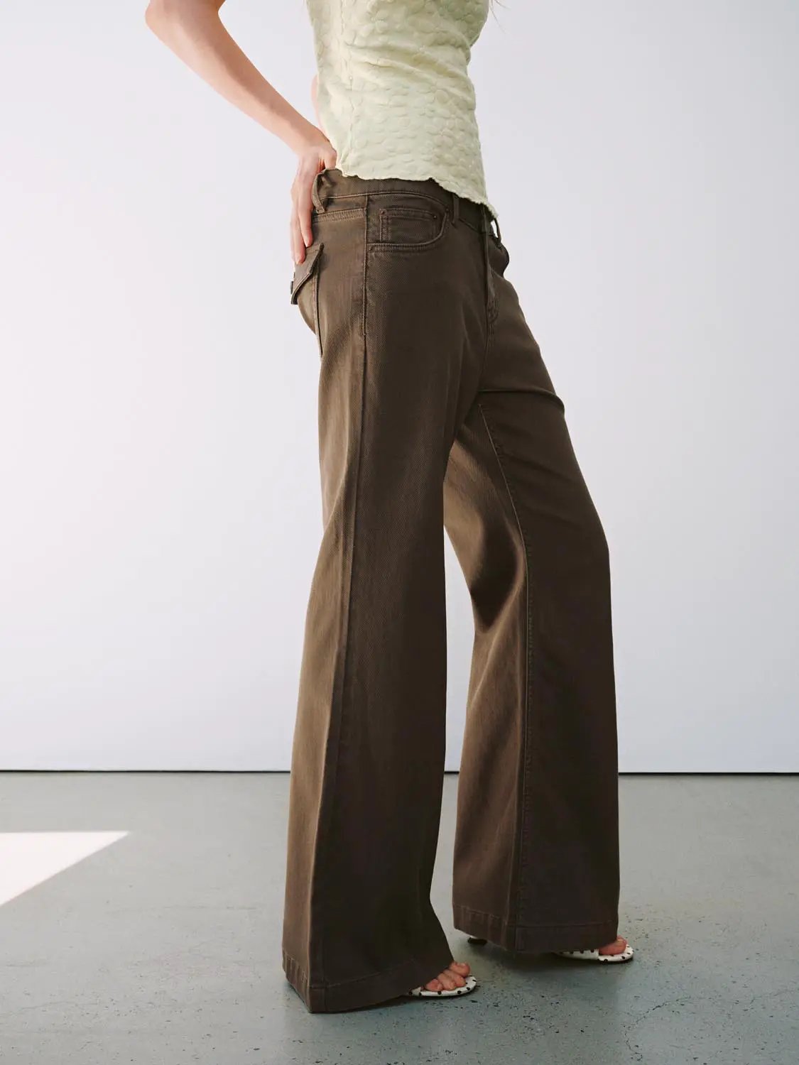 Casual wide-leg cotton-lyocell blend pants, brown by Urban Revivo Fashion
