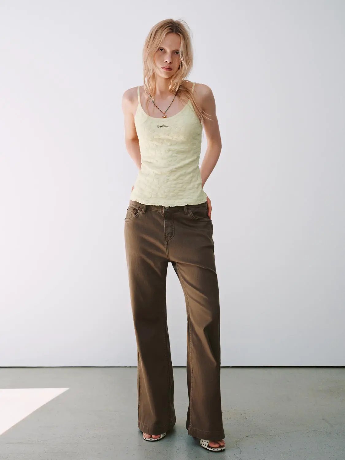 Casual wide-leg cotton-lyocell blend pants in brown from Urban Revivo Fashion