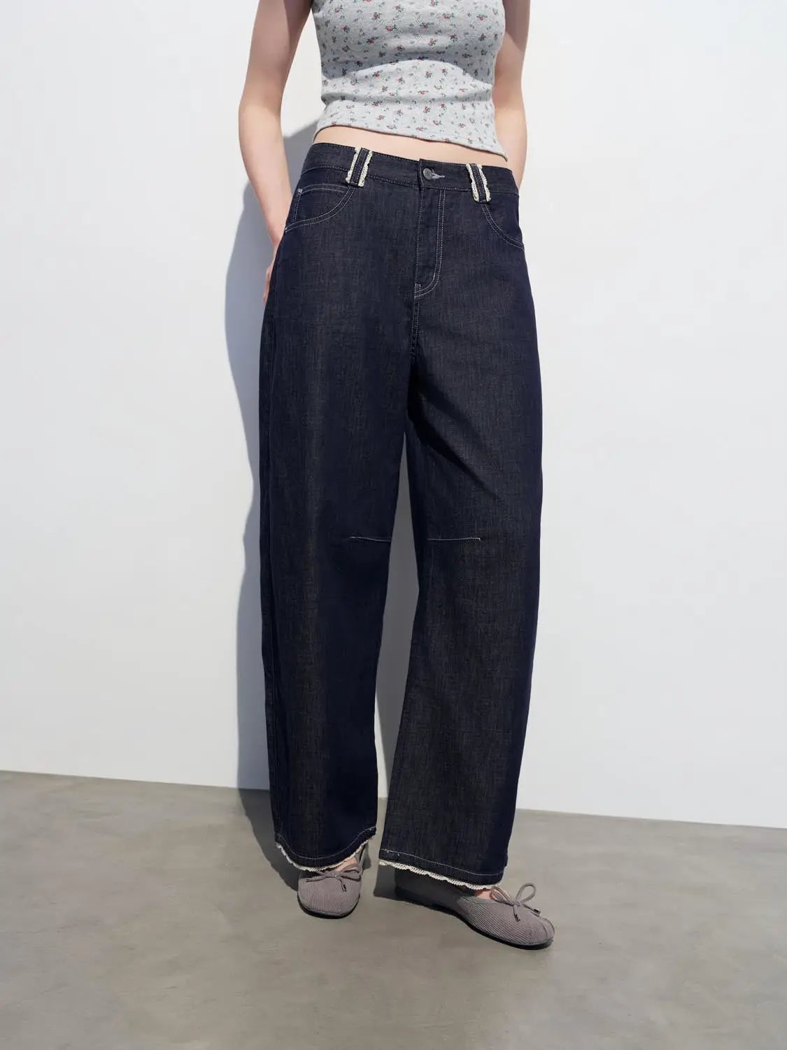 High Waisted Wide-leg Washed Cotton Jeans in dark indigo denim