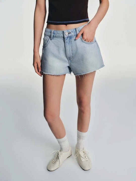 Light Wash Medium Stretch Comfort Fit Denim Shorts