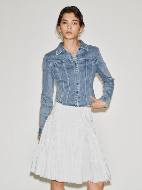 Chemise ajustée en coton à col chemise, manches longues et boutons
