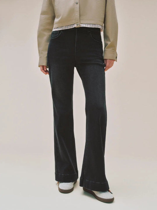 Jean évasé taille haute en mélange de coton, à revers
