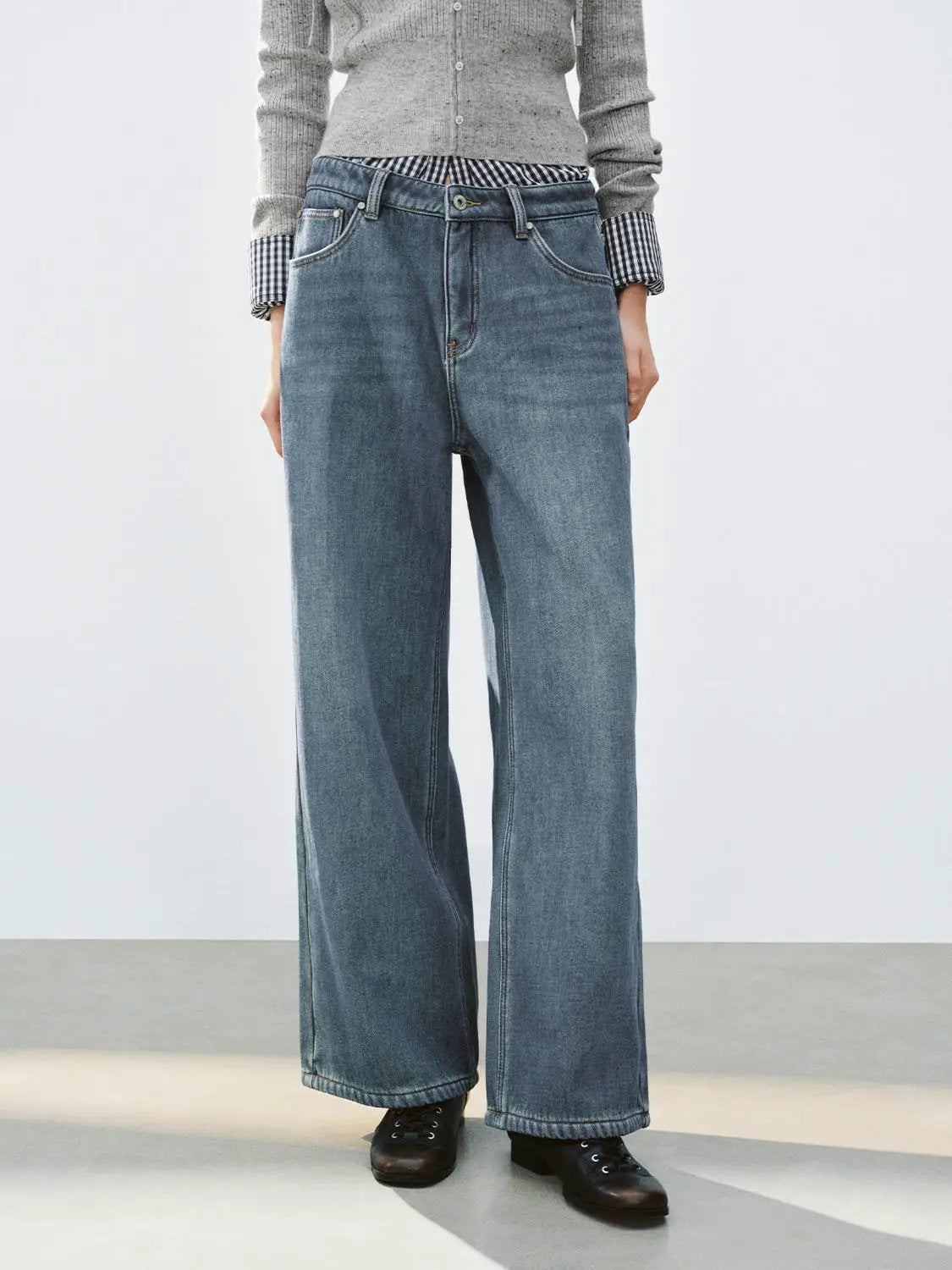 Jeans by Urban Revivo Fashion, light-blue wide-leg denim, full-length